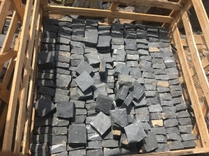 Китай черный базальтовый куб камень